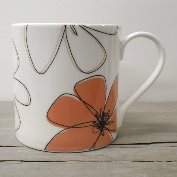 Contemporary English Fine Bone China Daisy Floral Mug with Black Overlay